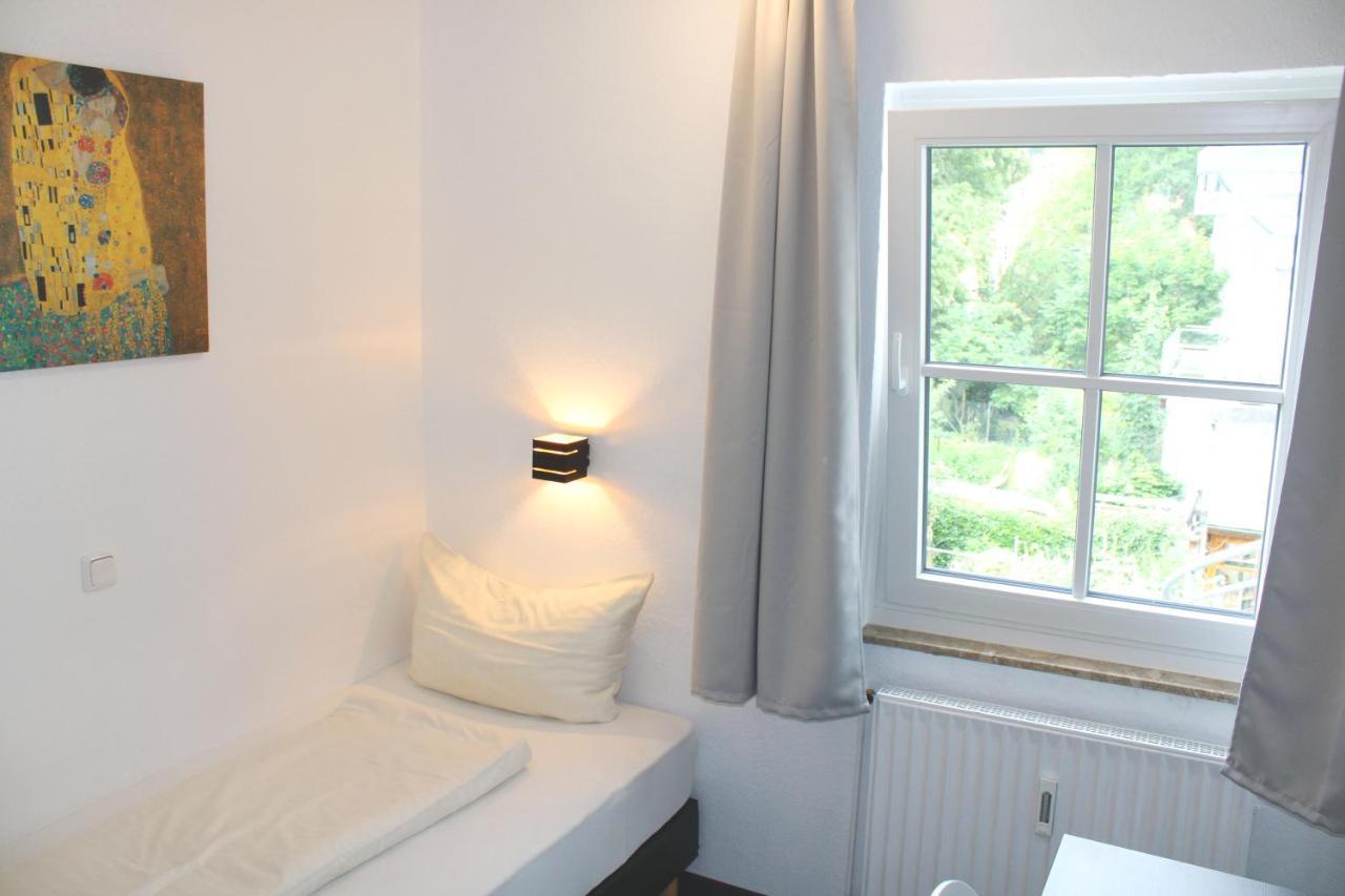 Cvjm Am Dom Hotel 2*